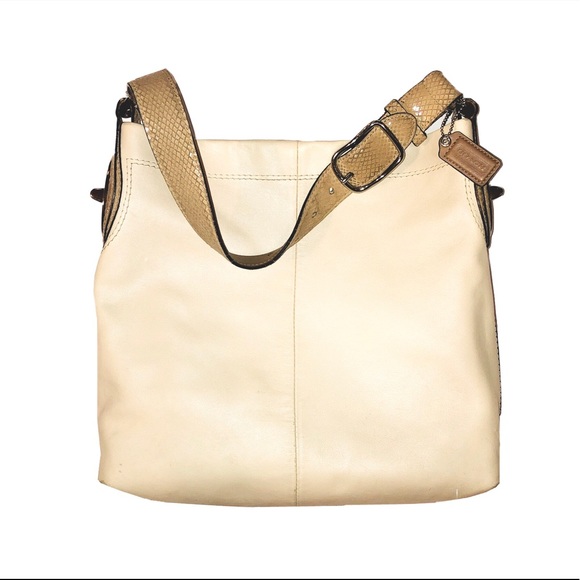 Coach Handbags - ⭐️⭐️⭐️ Coach